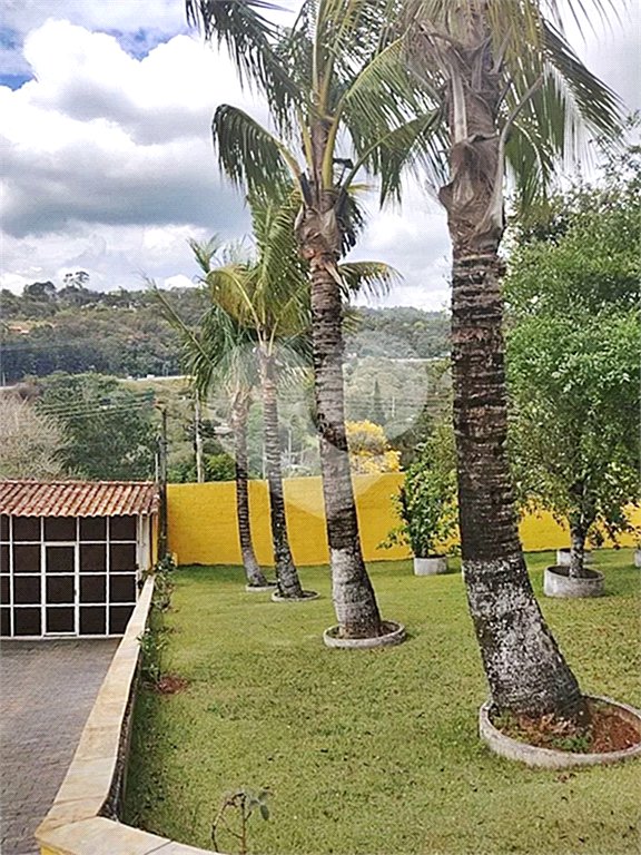 Casa à venda com 4 quartos, sendo 3 suítes, em Luiz Fagundes, Mairiporã, SP