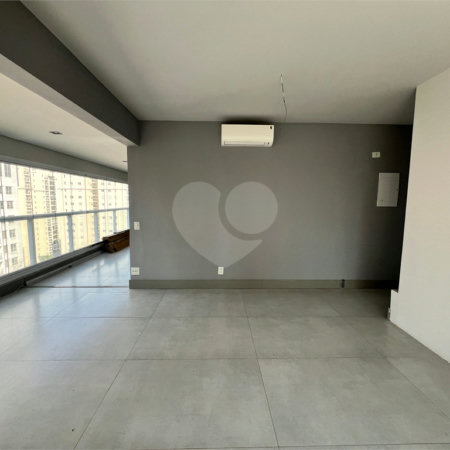 Apartamento à venda com 2 suítes em Indianópolis, São Paulo, SP