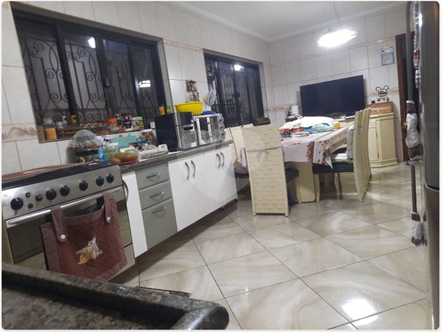 Sobrado à venda ou para alugar com 3 quartos, sendo 1 suíte, em Água Fria, São Paulo, SP