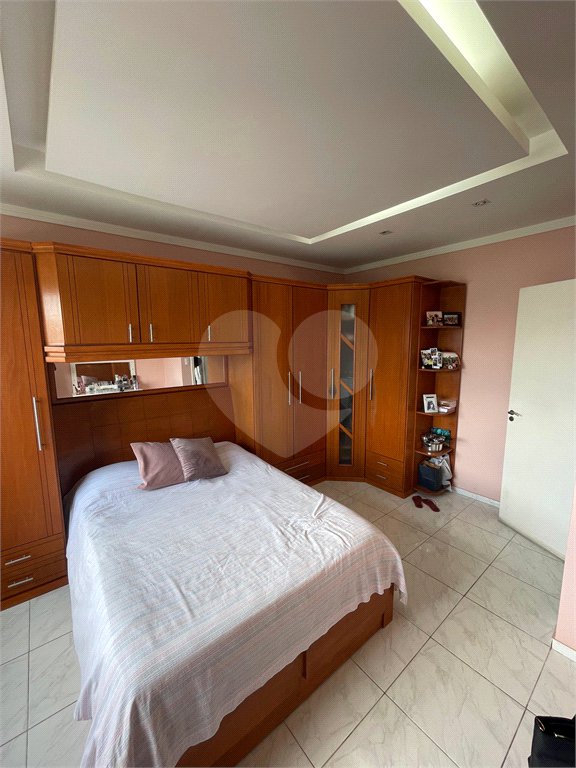 Casa à venda com 5 quartos, sendo 1 suíte, no condomínio Residencial Green Ville, Rio de Janeiro - RJ