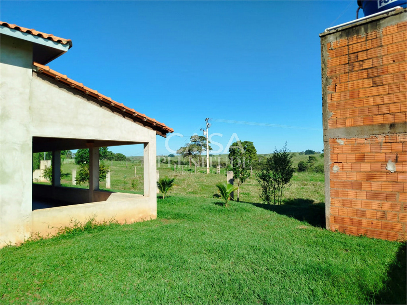 Chácara à venda com 3 quartos, sendo 1 suíte,  em Área Rural de Emilianópolis, Emilianópolis, SP