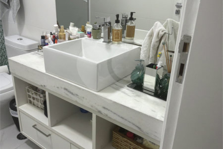 Apartamento à venda com 3 quartos, sendo 1 suíte, em Vila Gomes Cardim, São Paulo, SP