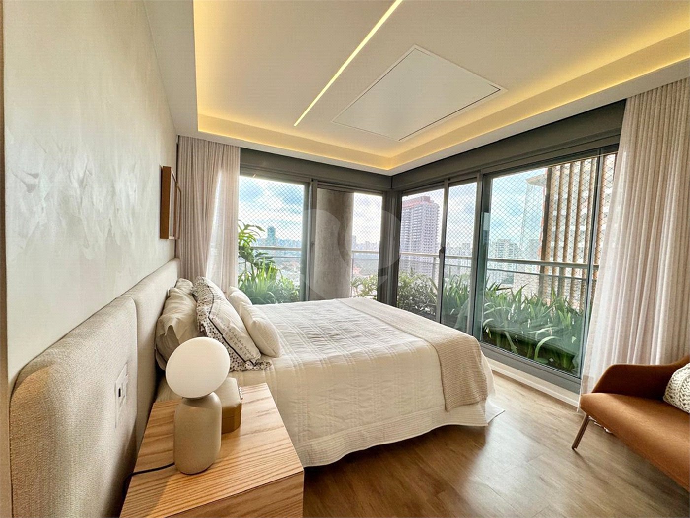 Apartamento à venda com 3 suítes em Jardim das Acácias, São Paulo, SP