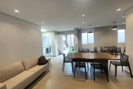 Apartamento à venda com 27m² - Tatuapé