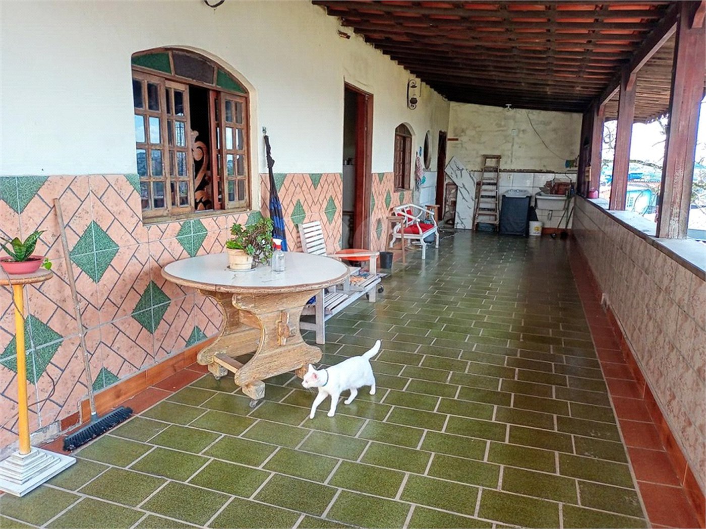 Casa à venda com 5 quartos, sendo 3 suítes,  em Parque Arariba, São Paulo, SP