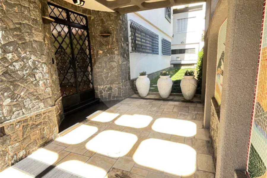 Sobrado à venda com 4 quartos, sendo 1 suíte, em Santana, São Paulo, SP