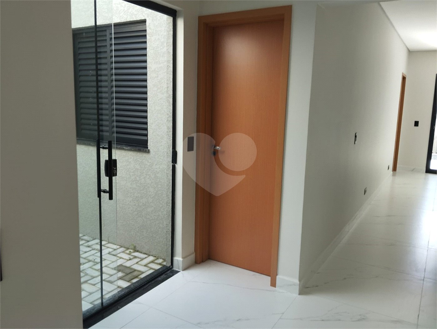 Casa à venda com 3 quartos, sendo 2 suítes, em Cachoeirinha, Bom Jesus dos Perdões, SP