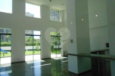 Apartamento à venda com 4 suítes em Vila Suzana, São Paulo, SP