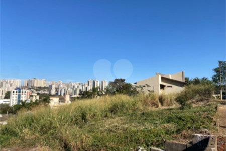 Terreno contendo 917,00 m² de área, em Ribeirão Preto/SP.