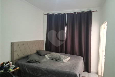 Casa à venda com 2 quartos, sendo 1 suíte,  em Jardim Wanel Ville V, Sorocaba, SP