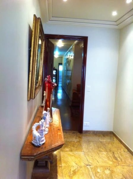 Apartamento à venda com 4 suítes em Real Parque, São Paulo, SP