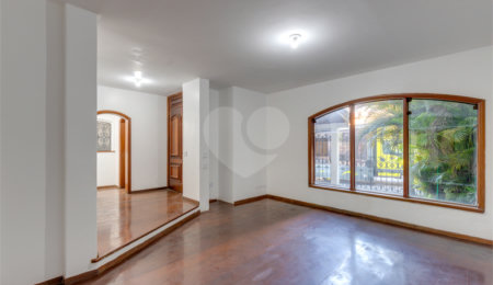 Sobrado à venda ou para alugar com 4 quartos, sendo 2 suítes, em Brooklin, São Paulo, SP