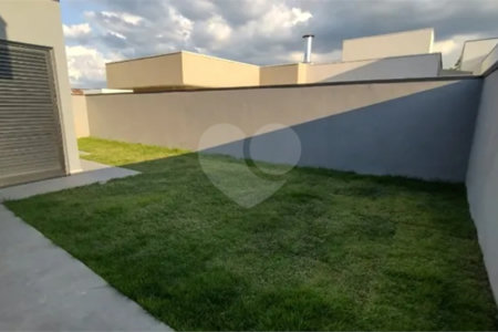 Casa à venda com 3 quartos, sendo 1 suíte,  no condomínio Terras do Vale, Caçapava - SP