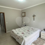 Casa à venda com 3 suítes no condomínio Residencial Delle Stelle, Louveira - SP