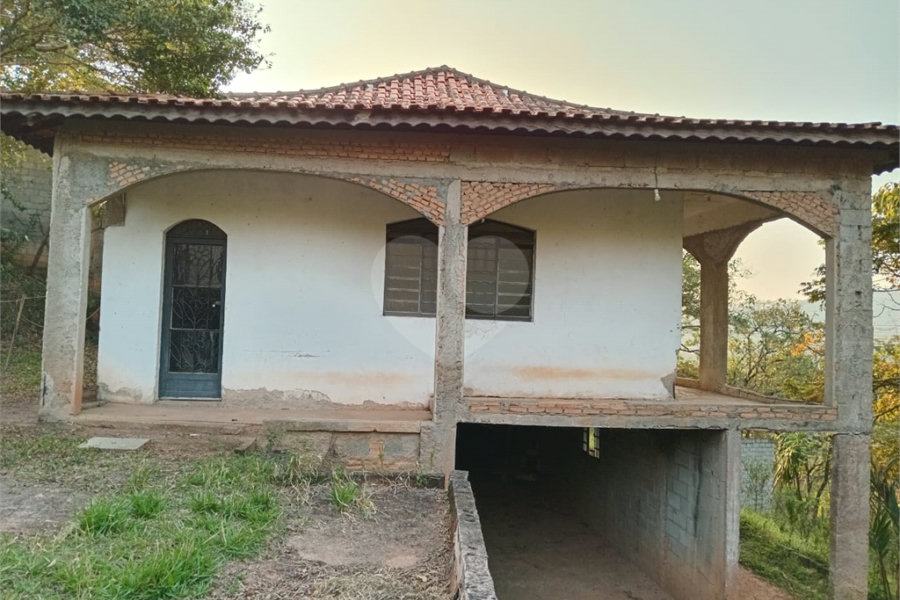 Casa à venda com 2 quartos, sendo 1 suíte, no condomínio Mirante da Mantiqueira I, Mairiporã - SP