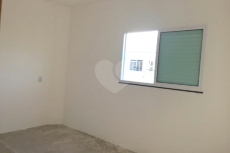 Sobrado à venda com 3 quartos, sendo 1 suíte,  em Vila Oliveira, Mogi das Cruzes, SP