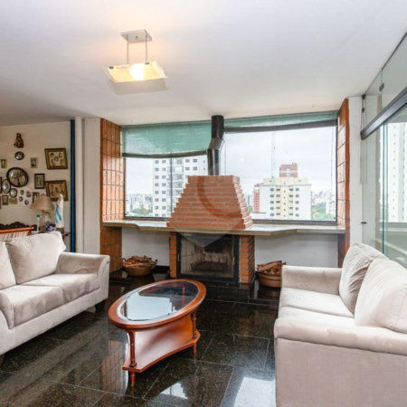 Apartamento à venda com 4 quartos, sendo 1 suíte, em Campo Belo, São Paulo, SP