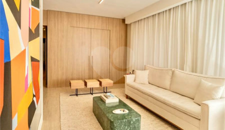 Apartamento à venda com 3 quartos, sendo 1 suíte, em Itaim Bibi, São Paulo, SP