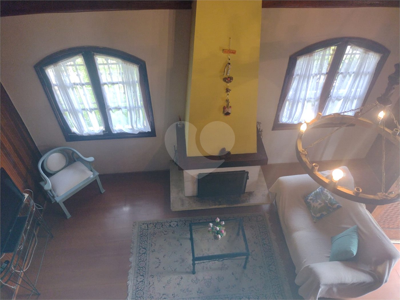 Casa à venda com 4 quartos, sendo 2 suítes,  no condomínio Cinco Lagos, Mairiporã - SP