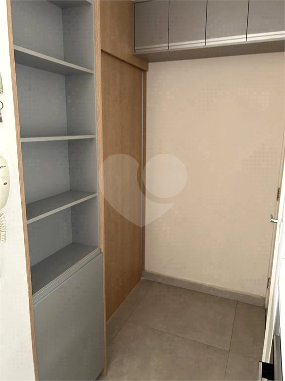 Apartamento à venda com 2 quartos, sendo 1 suíte,  em Paraíso do Morumbi, São Paulo, SP