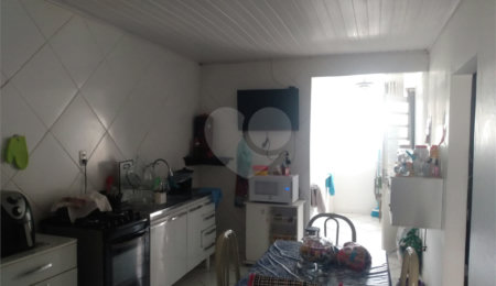 Casa à venda com 3 quartos em Vila Santana, Itapetininga, SP