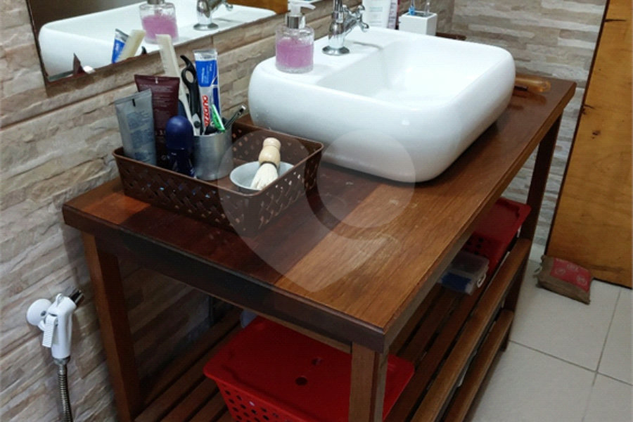 Sobrado à venda com 3 quartos, sendo 1 suíte,  em Horto Florestal, São Paulo, SP