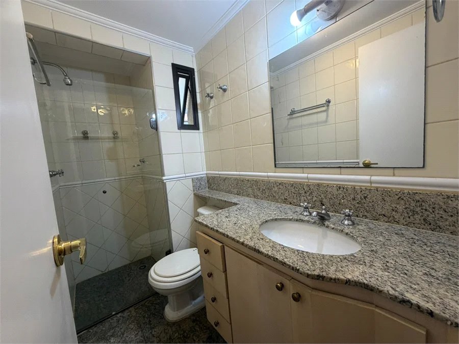 Apartamento à venda com 3 suítes em Vila Suzana, São Paulo, SP