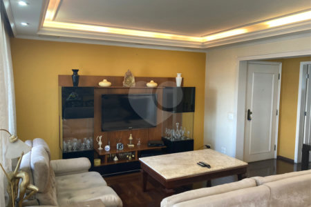 Apartamento à venda com 4 quartos, sendo 1 suíte, em Cidade Mãe do Céu, São Paulo, SP