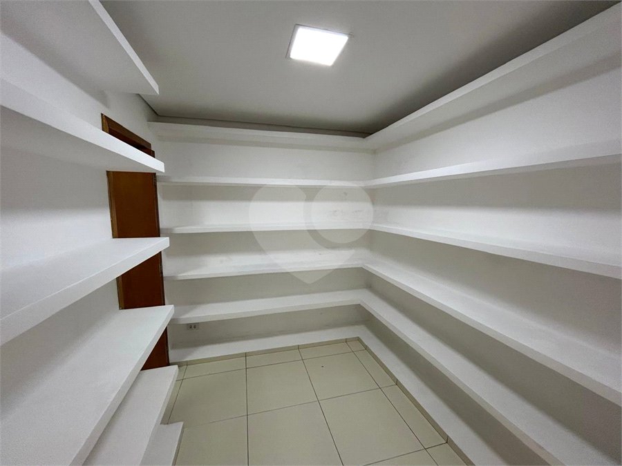 Casa de Vila para alugar com 4 suítes em Vila Romana, São Paulo, SP