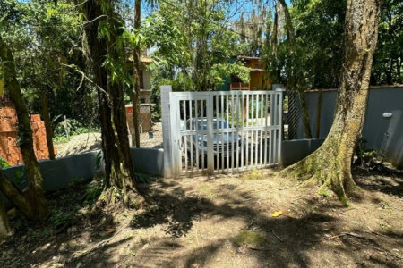 Sobrado com 3 dormitórios à venda, 269 m² por R$ 1.280.000,00 - Sertão do Camburi - São Sebastião/SP