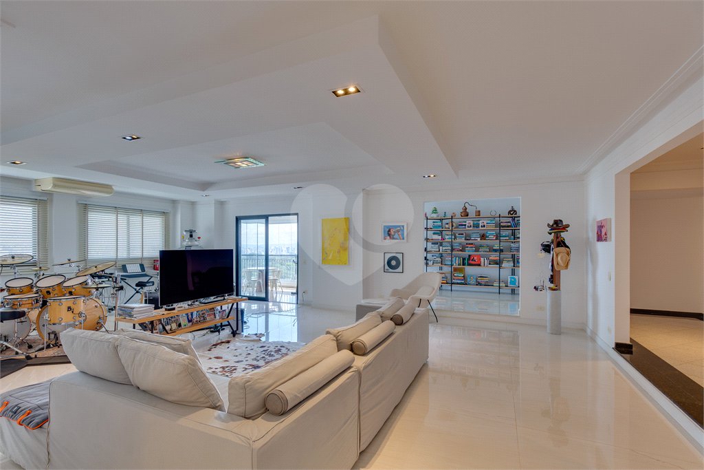 Apartamento à venda com 4 suítes em Alto da Boa Vista, São Paulo, SP