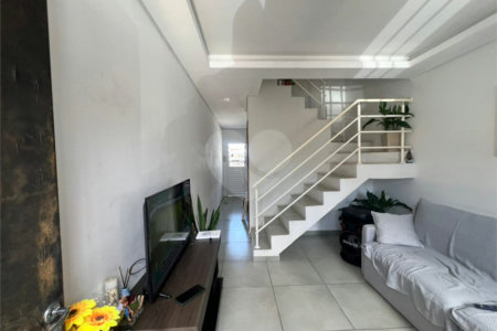 Casa à venda com 2 quartos, sendo 1 suíte, em Vila Barão, Sorocaba, SP