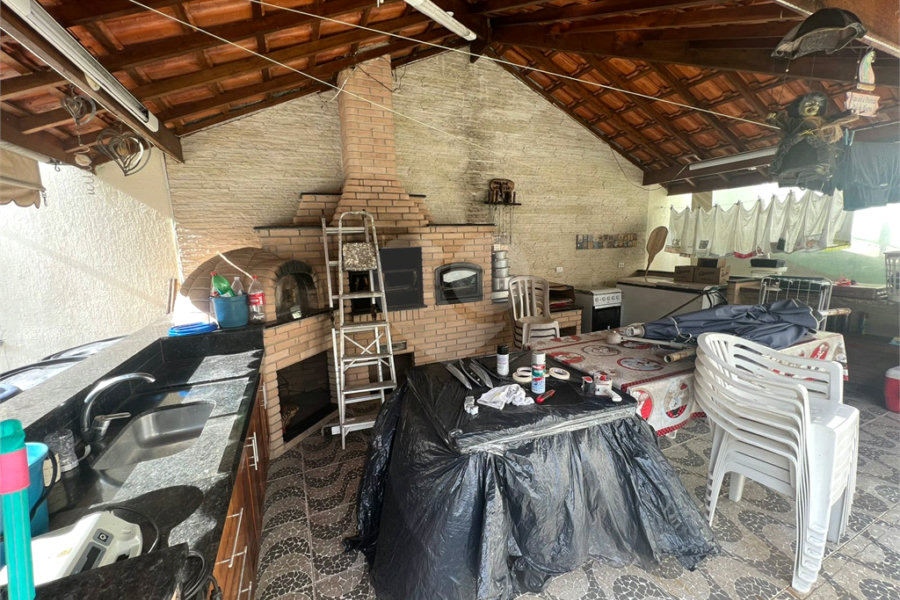 Casa à venda com 4 suítes no condomínio Parque Petrópolis 4 Secção, Mairiporã - SP