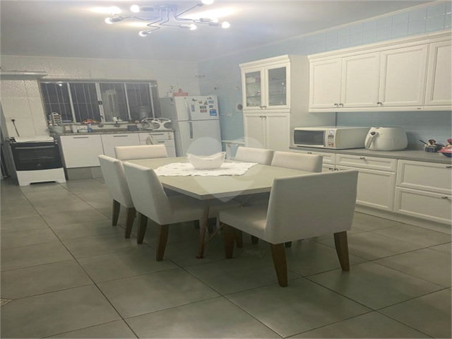 Sobrado à venda com 3 quartos em Vila Guilherme, São Paulo, SP