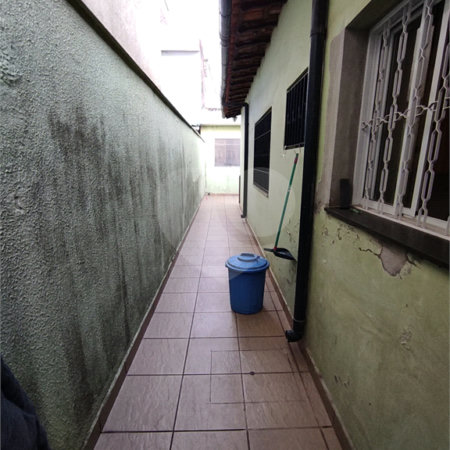 Casa à venda com 3 quartos, sendo 1 suíte, no Centro, Poá, SP
