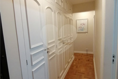 Apartamento à venda com 3 quartos, sendo 1 suíte, em Jardim Paulista, São Paulo, SP
