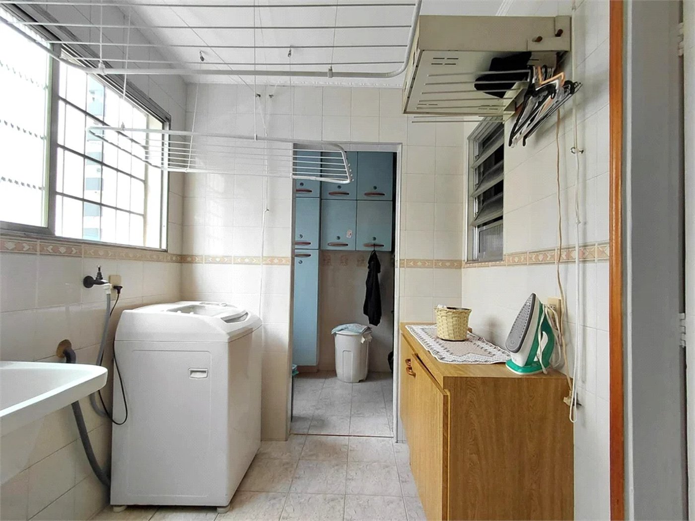 Apartamento à venda com 3 quartos em Vila Romana, São Paulo, SP