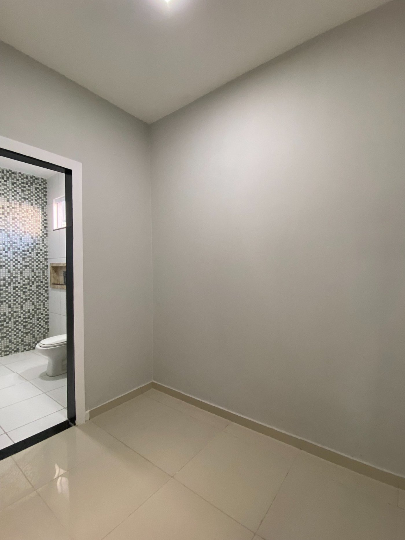 Casa à venda com 3 quartos, sendo 2 suítes, no condomínio PORTO LAGOA, Aquiraz - CE