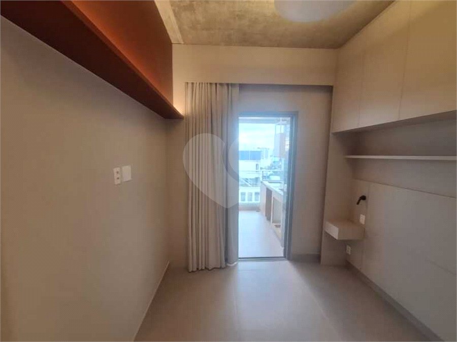 Apartamento à venda com 1 suíte em Moema, São Paulo, SP