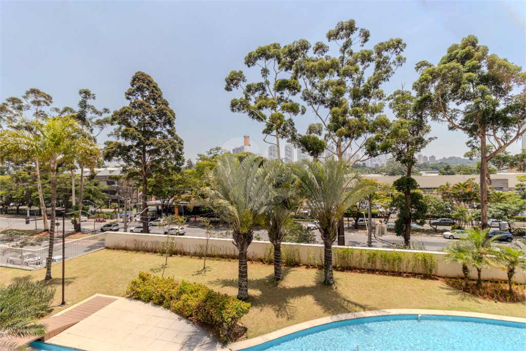 Apartamento à venda com 3 suítes em Campo Grande, São Paulo, SP