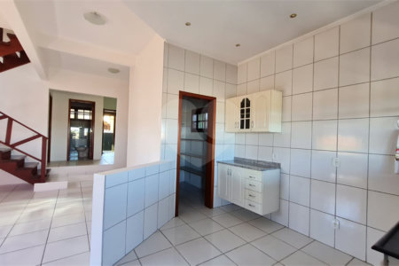 Casa à venda com 5 quartos em Ivoturucaia, Jundiaí, SP