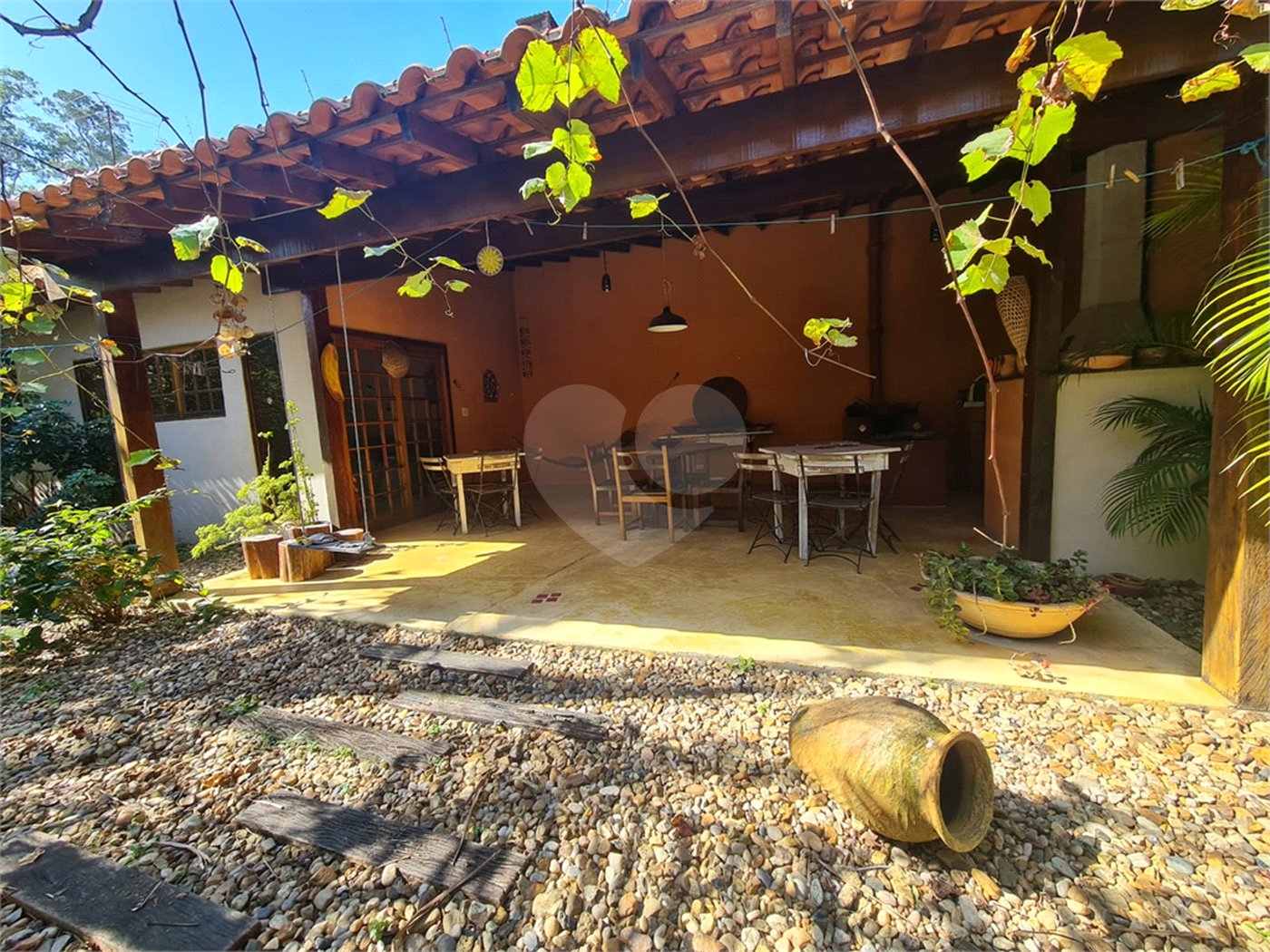 Casa Térrea à venda com 4 quartos, sendo 2 suítes, em Interlagos, São Paulo, SP