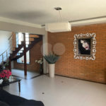 Sobrado à venda com 5 quartos em Horto, São Paulo, SP