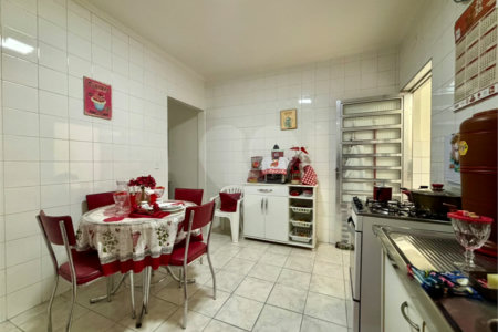 Casa à venda com 3 quartos em Vila Galvão, Guarulhos, SP