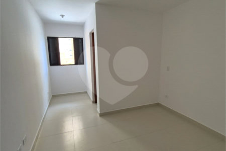 Sobrado à venda com 2 suítes em Vila Polopoli, São Paulo, SP