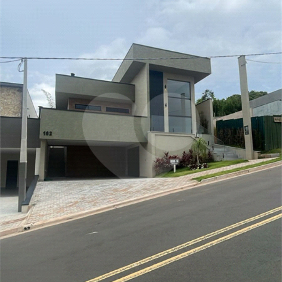 Casa à venda com 3 suítes no condomínio Reserva São Nicolau, Atibaia - SP
