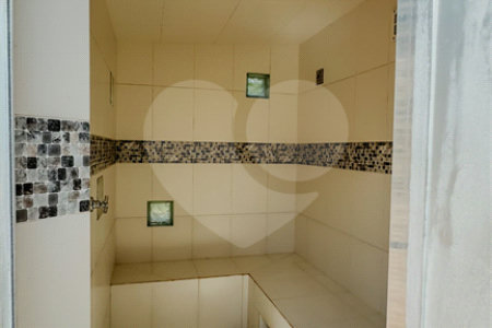Casa à venda com 4 suítes no condomínio Monte Belo, Salto - SP