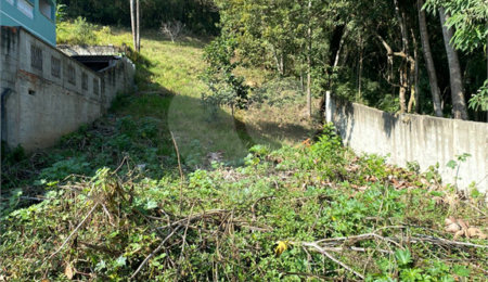 Terreno à venda em Barreiro, Mairiporã, SP