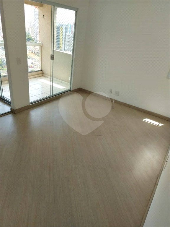 Apartamento à venda ou para alugar com 3 quartos em Vila Eldízia, Santo André, SP