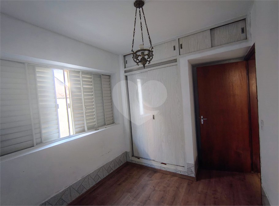 Casa à venda com 3 quartos, sendo 1 suíte, em Vila Vianelo, Jundiaí, SP
